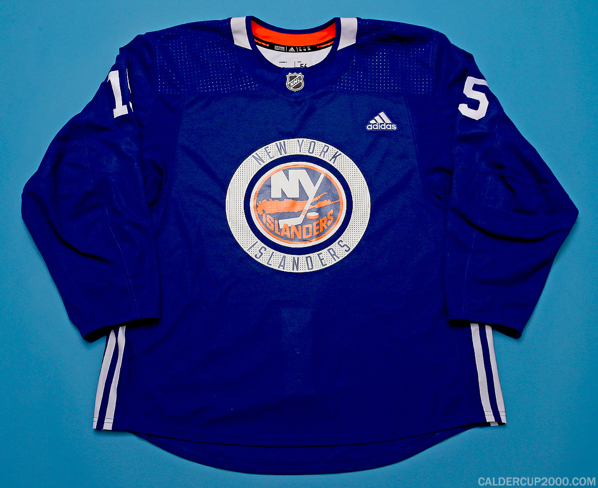 2019 game worn Cal Clutterbuck New York Islanders jersey